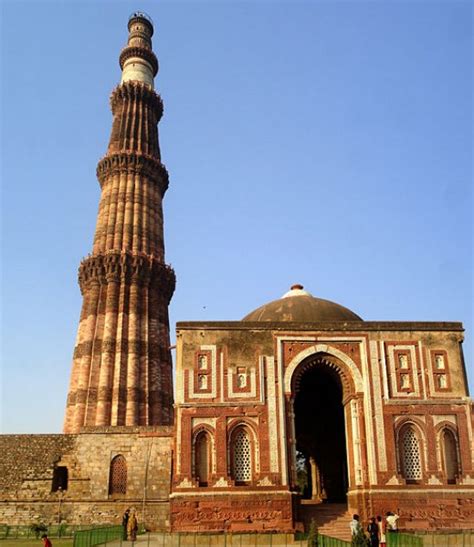 Qutub Minar Visiting Hours, Delhi. Location, Entry Fee, Opening Hours ...