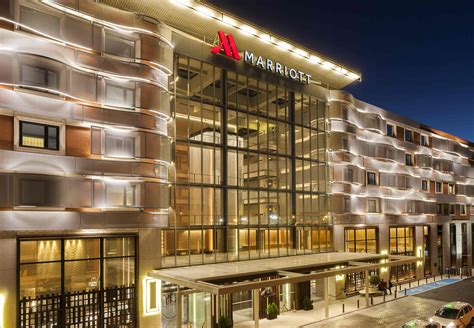 Marriott opens its largest hotel in Europe in Madrid, Spain | Hotelier International