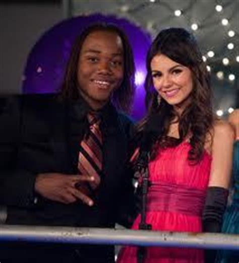 ROMANCE BETWEEN ANDRE AND TORI?!!?! - Victorious Answers - Fanpop