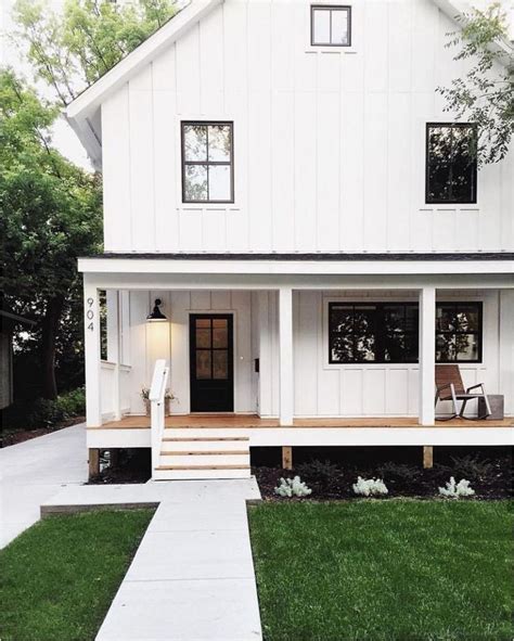 90+ MODERN WHITE COTTAGE EXTERIOR STYLE | Modern farmhouse exterior ...