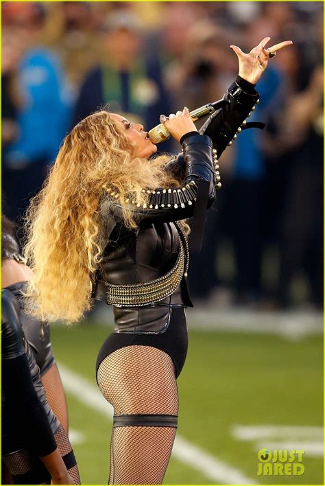 Beyonce Almost Falls During Super Bowl Performace, Makes It Look Intentional! (Video): Photo ...