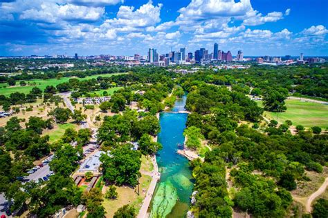 6 Eateries Near Zilker Park in Austin, Texas