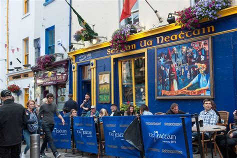 9 Oldest Pubs in Galway - Oldest.org