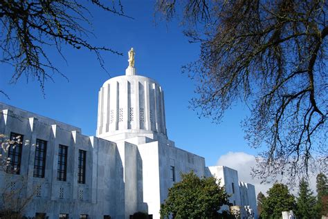 Oregon State Capitol Free Photo Download | FreeImages