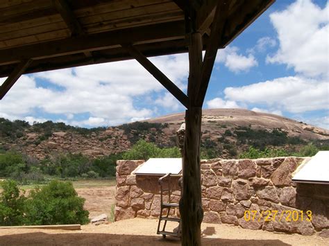 Rockhounding Around: Enchanted Rock, Fredericksburg Texas