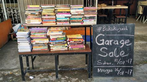 Cari Buku Bekas? Di Sini Tempatnya - Celebesmedia