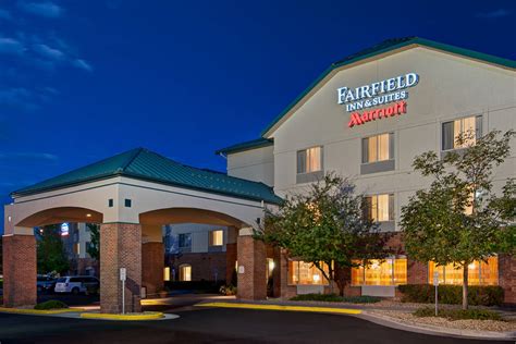 Denver Airport Hotels with Indoor Pools | Fairfield Inn