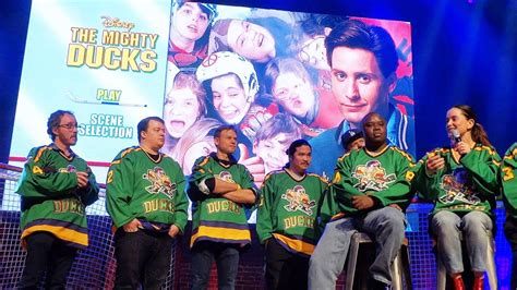 "The Mighty Ducks" cast reunion Q&A at anniversary screening - YouTube