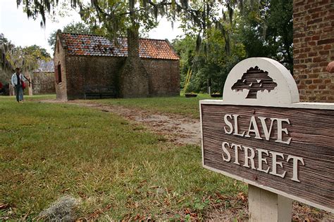 Charleston - Original Slave quarters at Boone Hall Plantation near ...