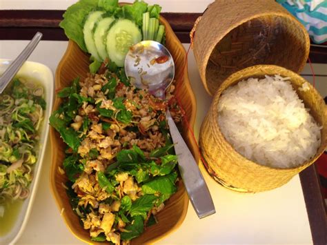 Enjoy sticky rice in Laos in the right way