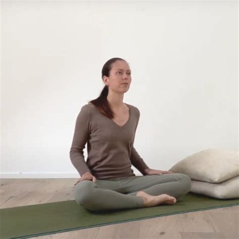 Seated Evening Yoga for Seniors | Sensalus