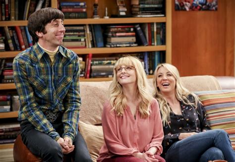 The Big Bang Theory: Kaley Cuoco, Simon Helberg e Melissa Rauch in una ...