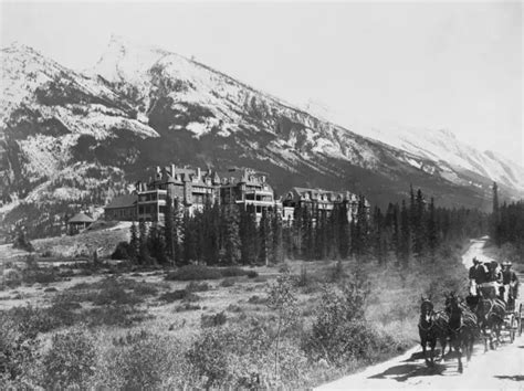 The Fascinating History of the Banff Springs Hotel – Park Pilgrim