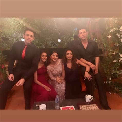 Hina Khan's farewell on the sets of Kasautii Zindagii Kay | IWMBuzz