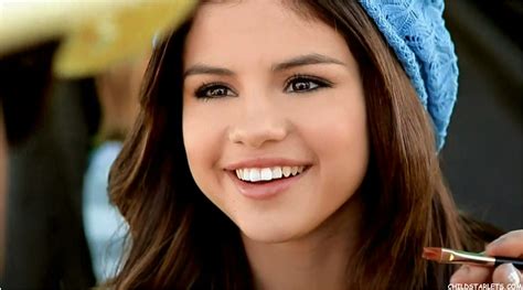 Selena Gomez Child Actress Images/Pictures/Photos/Videos Gallery ...