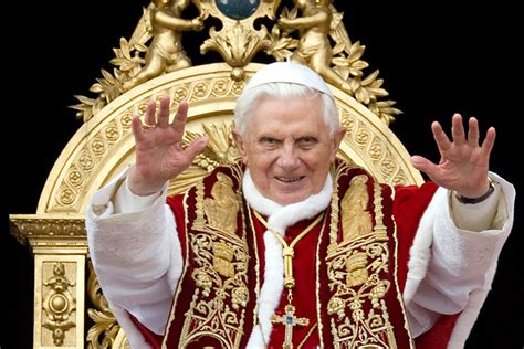 Pope Benedict XVI hands over "keys to heaven" | Salon.com