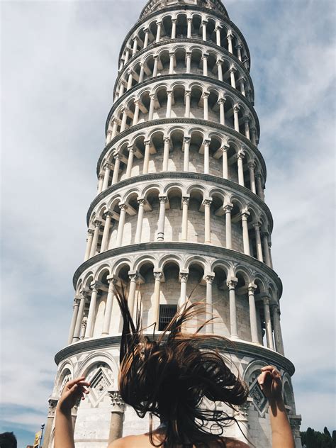 Leaning Tower of Pisa - Iconic Landmark in Europe