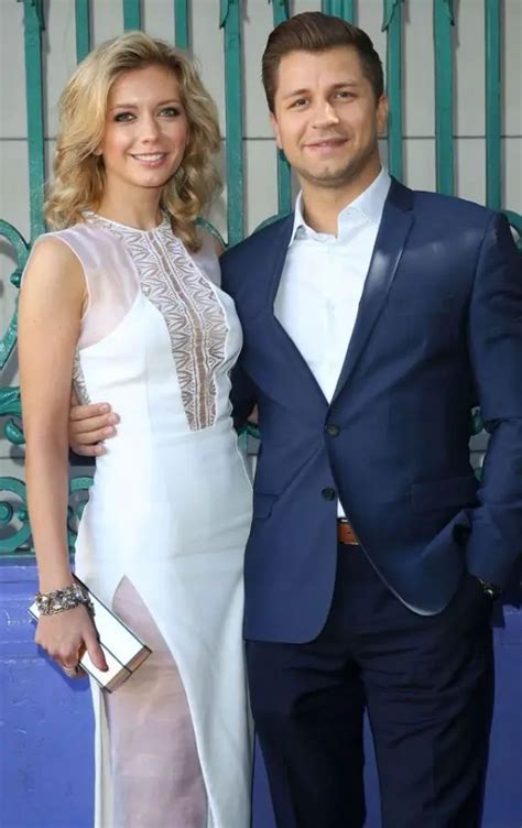 Pasha Kovalev Married Life With Wife, Also Net Worth Details