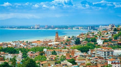 14 Travel Tips For Puerto Vallarta For A Safe & Fun Trip (In-Depth Guide)