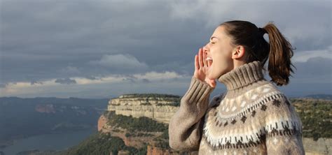 Does Primal Scream Therapy Work? Experts Explains the Benefits of Screaming | HUM Nutrition Blog