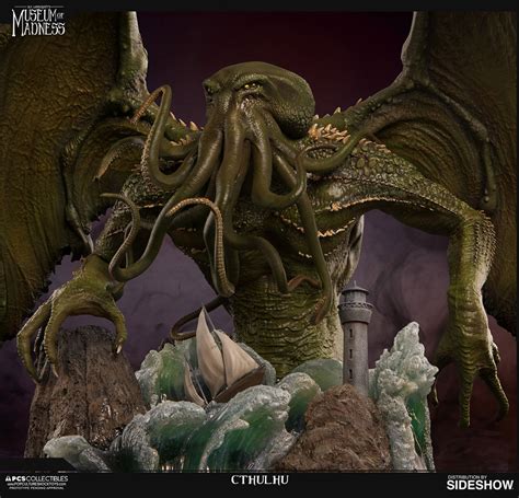 Cthulhu Statue - GeekAlerts