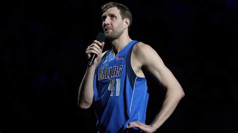 Dirk Nowitzki: This Is My FINAL Home Game | April 9, 2019 - YouTube