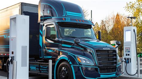 Electric truck charging: Can infrastructure keep pace with demand? - FreightWaves