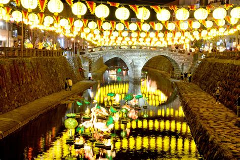 Nagasaki Lantern Festival | Japanese Traditional Festival Calendar