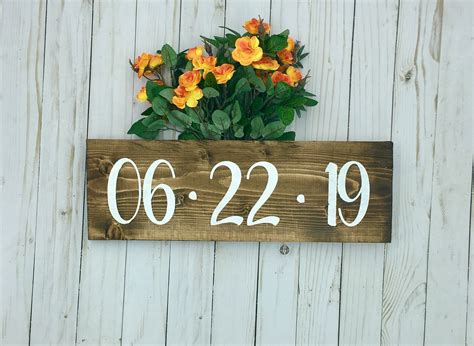 Save the Date Sign Rustic Wedding Decoration Engagement Sign | Etsy