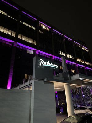 RADISSON HOTEL NEW ROCHELLE - Updated January 2025 - 55 Photos & 163 ...