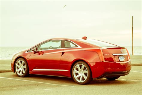 2014 Cadillac ELR Review - Automobile Magazine