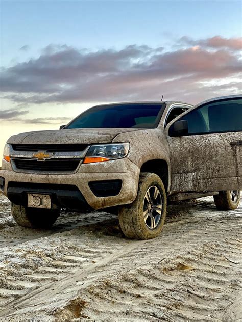 Took my Colorado mudding. Tips on cleaning? Lol : r/Trucks