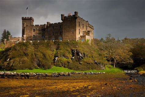 Found on Bing from www.adrianashworth.co.uk | Dunvegan castle, Castle, Castles in scotland