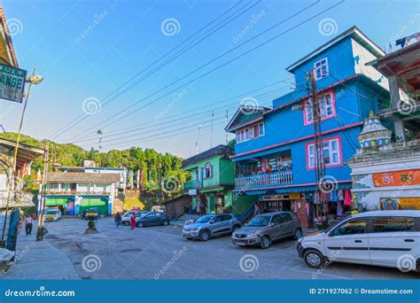 Road View of Kaluk, a Tourist Spot, West Sikkim. Editorial Photography ...