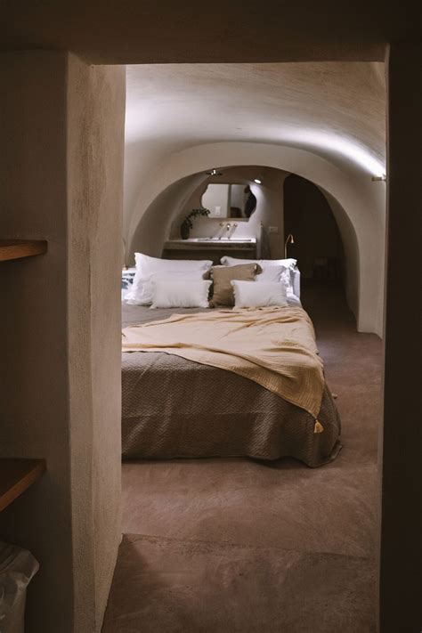 12 Best Airbnbs in Oia, Santorini (Greece) — the weithouse