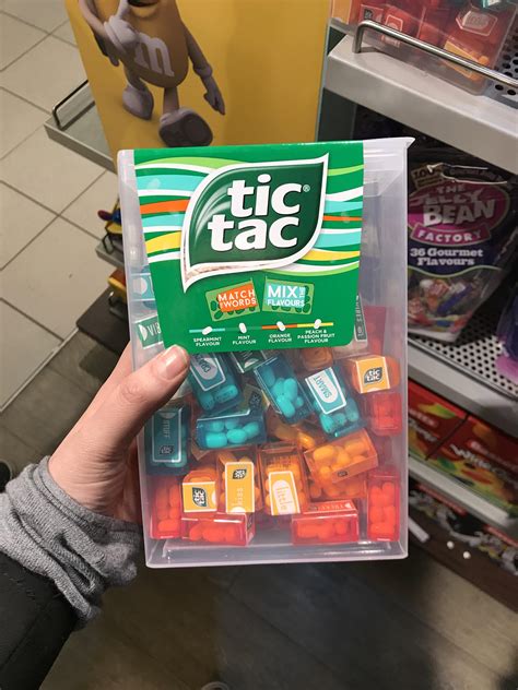 This giant tic tac box filled with mini tic tac boxes : r/mildlyinteresting