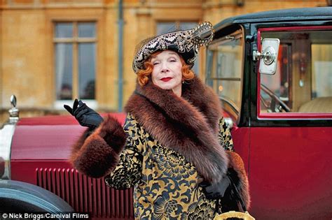 Has Botox come to Downton Abbey? Shirley MacLaine wore jazz shoes and a ...