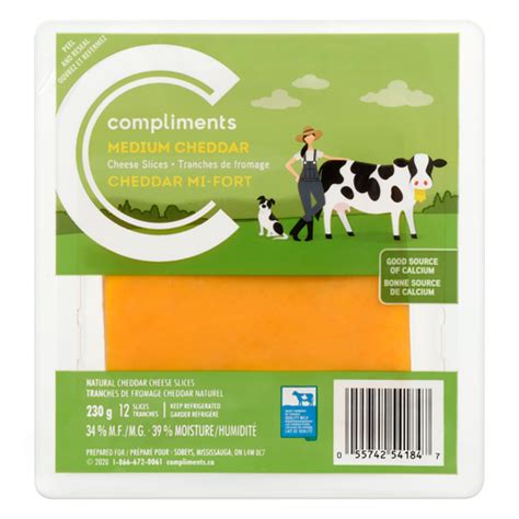 Medium Cheddar Cheese Slices 230 g | Compliments.ca