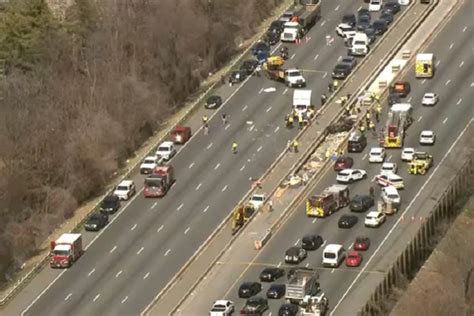 Police: 6 dead after work-zone crash on Baltimore Beltway - WTOP News