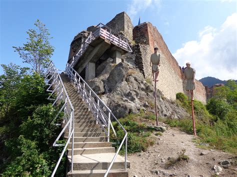 Poenari Castle • Ruin » outdooractive.com