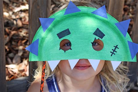 diy paper plate monster masks | Crafts, Crafts for kids, Diy wedding ...