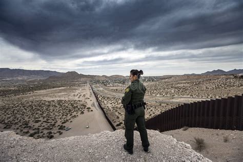 Texas - El Paso - the Border Editorial Stock Photo - Image of mexico ...