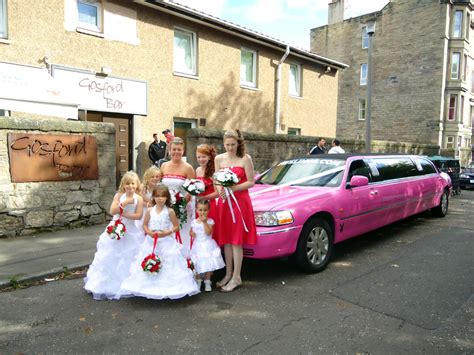 Limousine hire, Edinburgh, Fife, Limos from Exquisite limousines