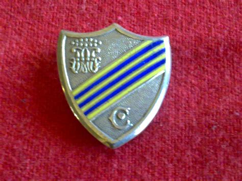 HALLMARKED ENGLISH BADGE | Collectors Weekly