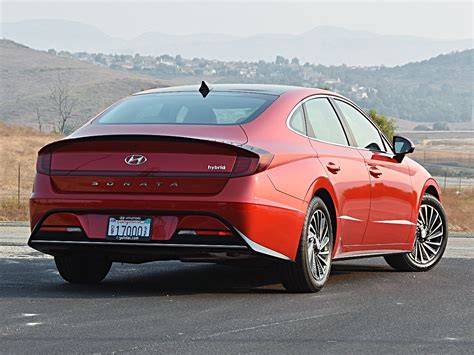 2021 Hyundai Sonata Hybrid Review