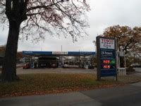 Tesco New Oscott Extra Petrol Station | AccessAble