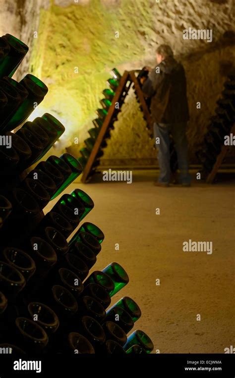 France, Marne, Reims, champagne, Pommery's wine cellars Stock Photo - Alamy