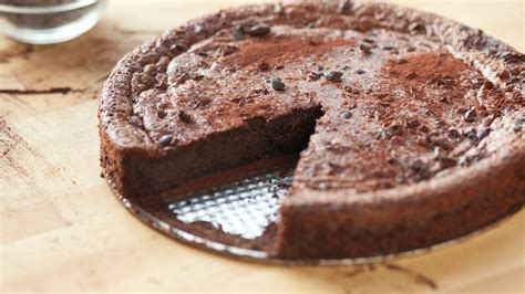 Flourless Chocolate Cake | My Jewish Learning