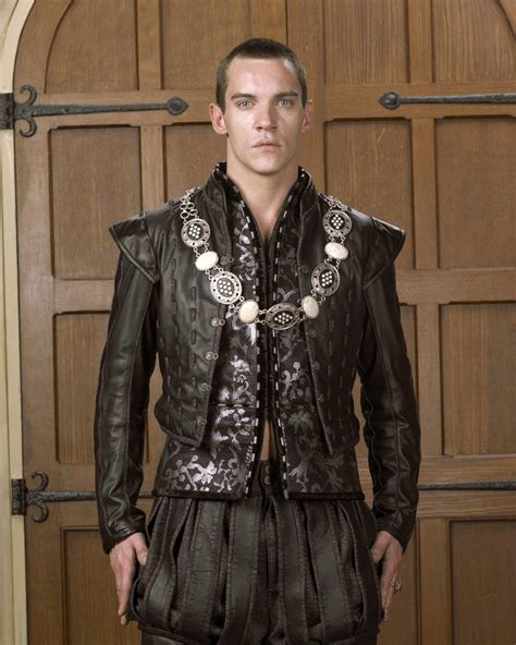 Jonathan Rhys Meyers as Henry VIII in The Tudors' series 1 @Showtime Francois Rousseau (su ...