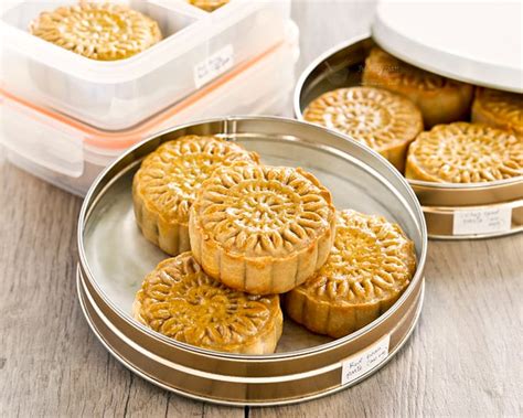 Traditional Baked Mooncakes - Malaysian Chinese Kitchen